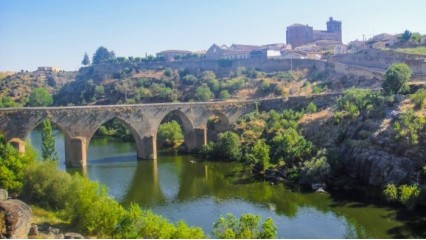 BARCELONA / ZARAGOZA / SAN SEBASTIAN